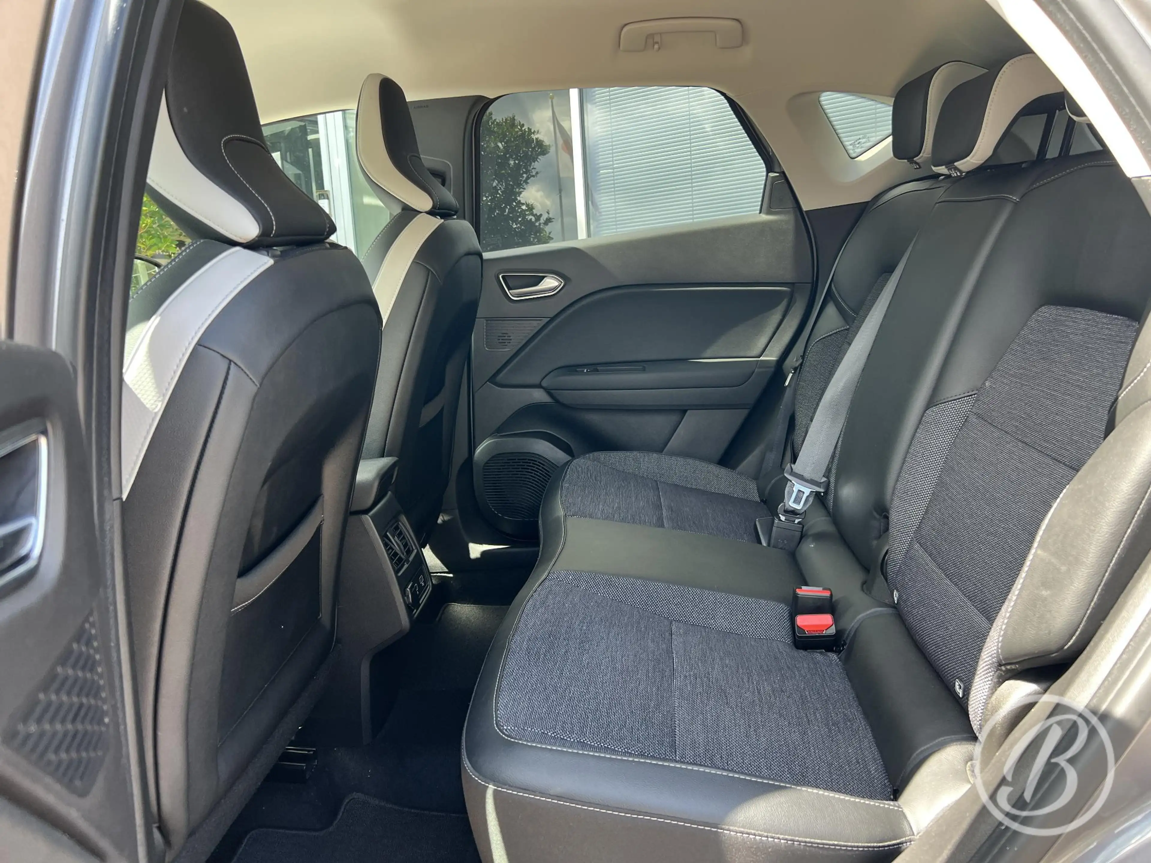 Renault Captur 1.0 TCe 100 Intens | Keyless — photo 7
