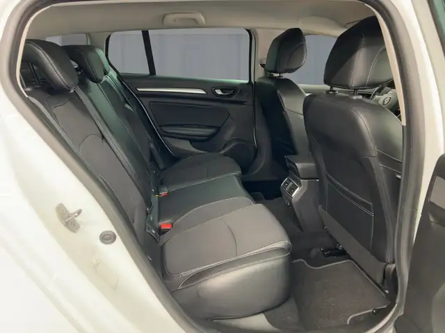 Renault Megane view 9