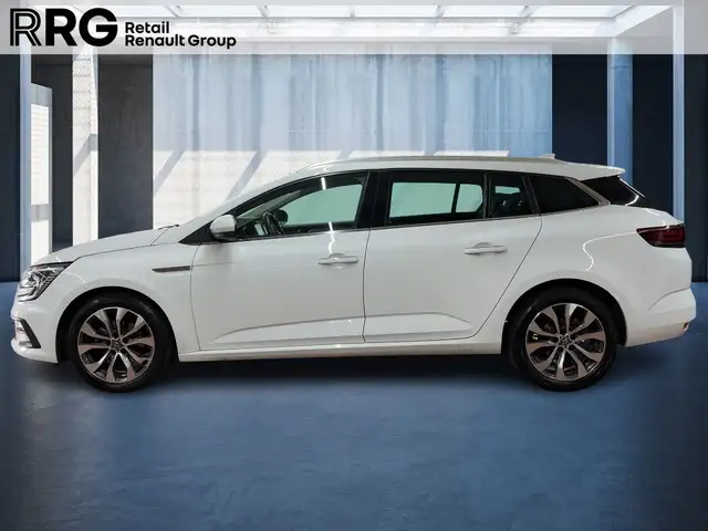 Renault Megane view 2