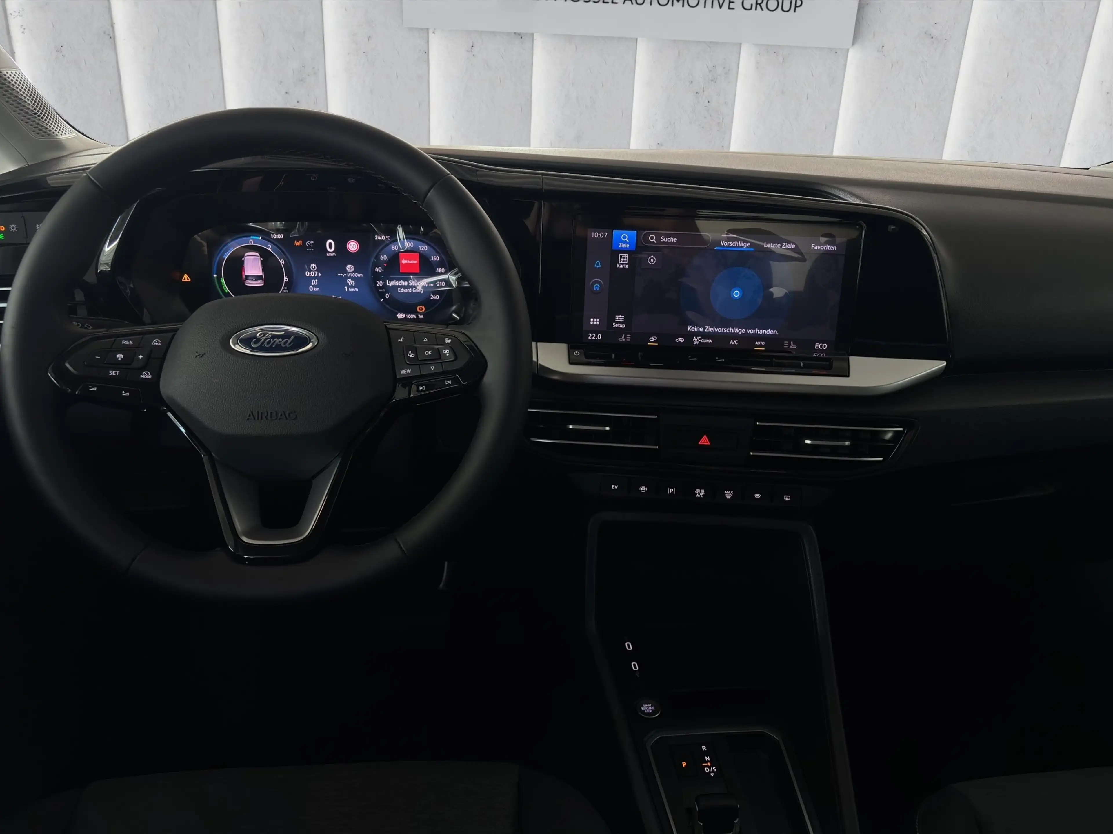 Ford Grand Tourneo Connect L2 Active 1.5 EcoBoost PHEV MJ 2026.75 — photo 12