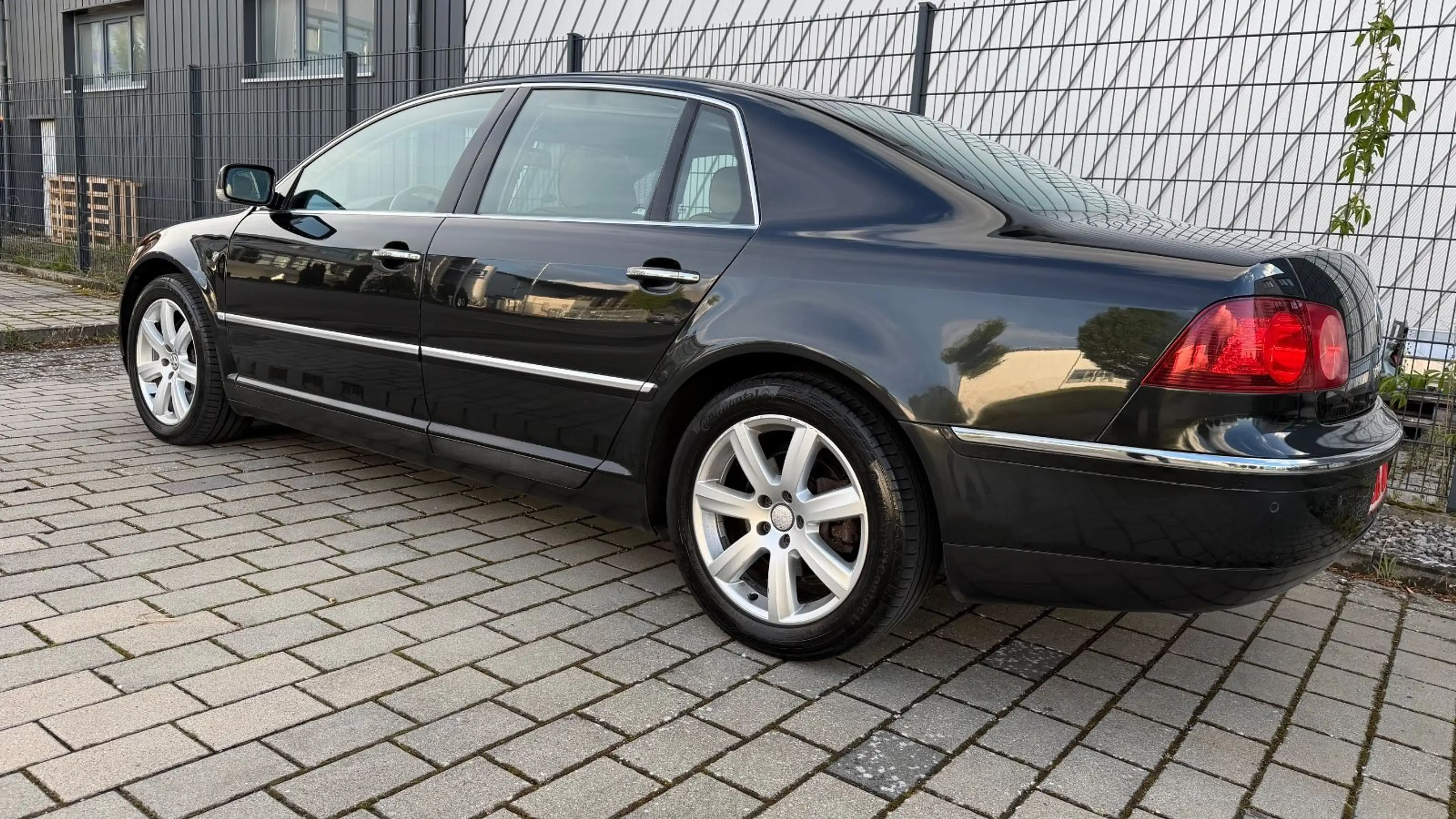 Volkswagen Phaeton V6 TDI 4Motion AUTOMATIK TÜV LEDER,NAVI — photo 3