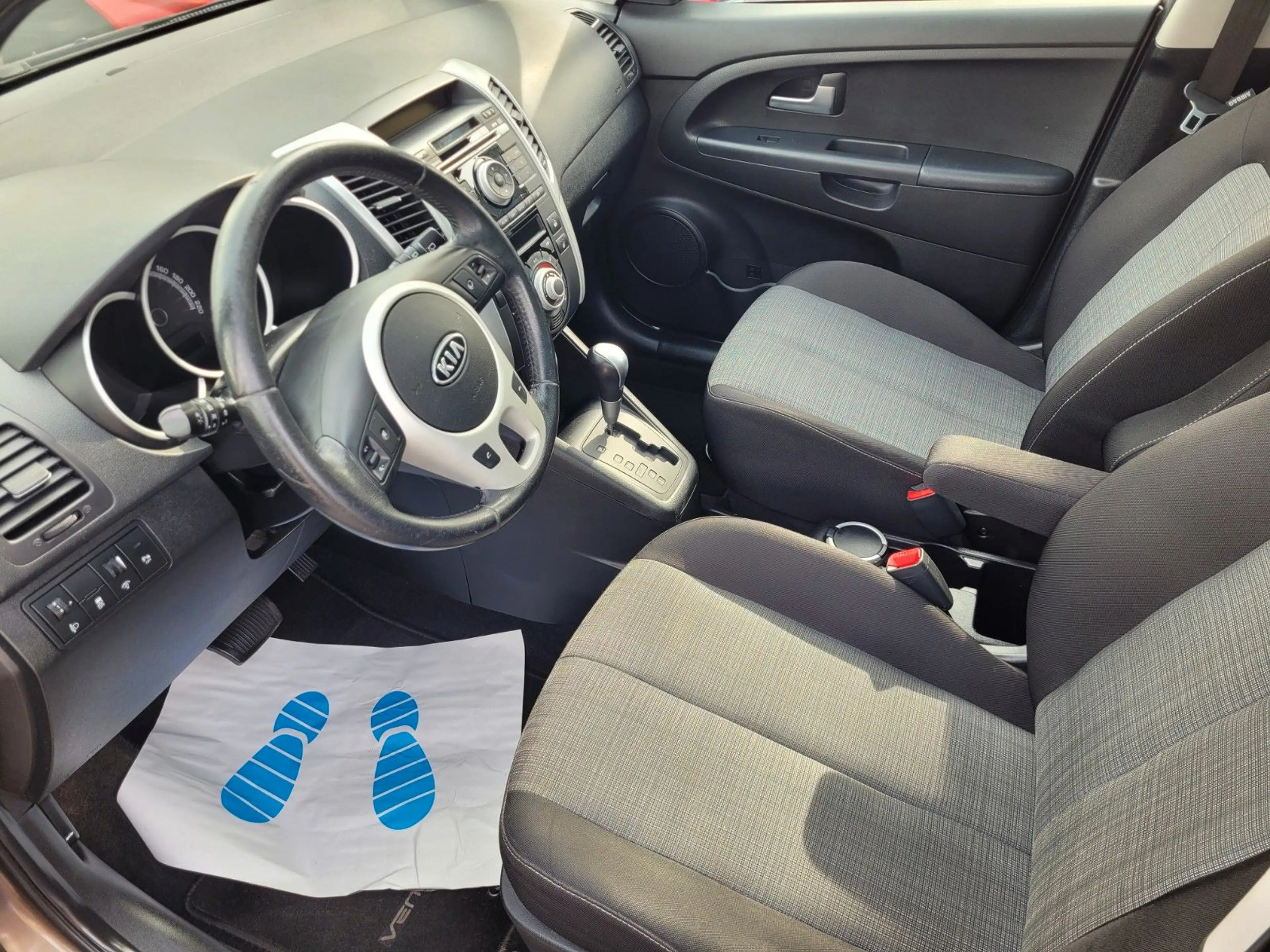 Kia Venga Spirit*PANORAMA*SCHECKHEFT*TOP AUSSTATTUNG — photo 14