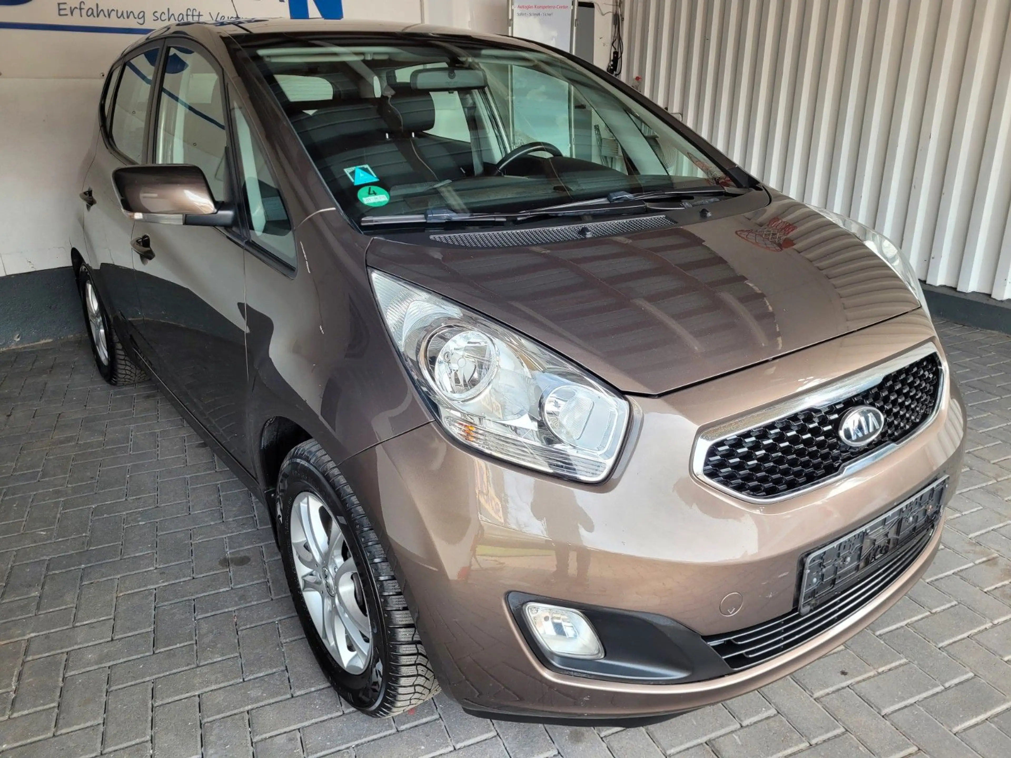 Kia Venga Spirit*PANORAMA*SCHECKHEFT*TOP AUSSTATTUNG