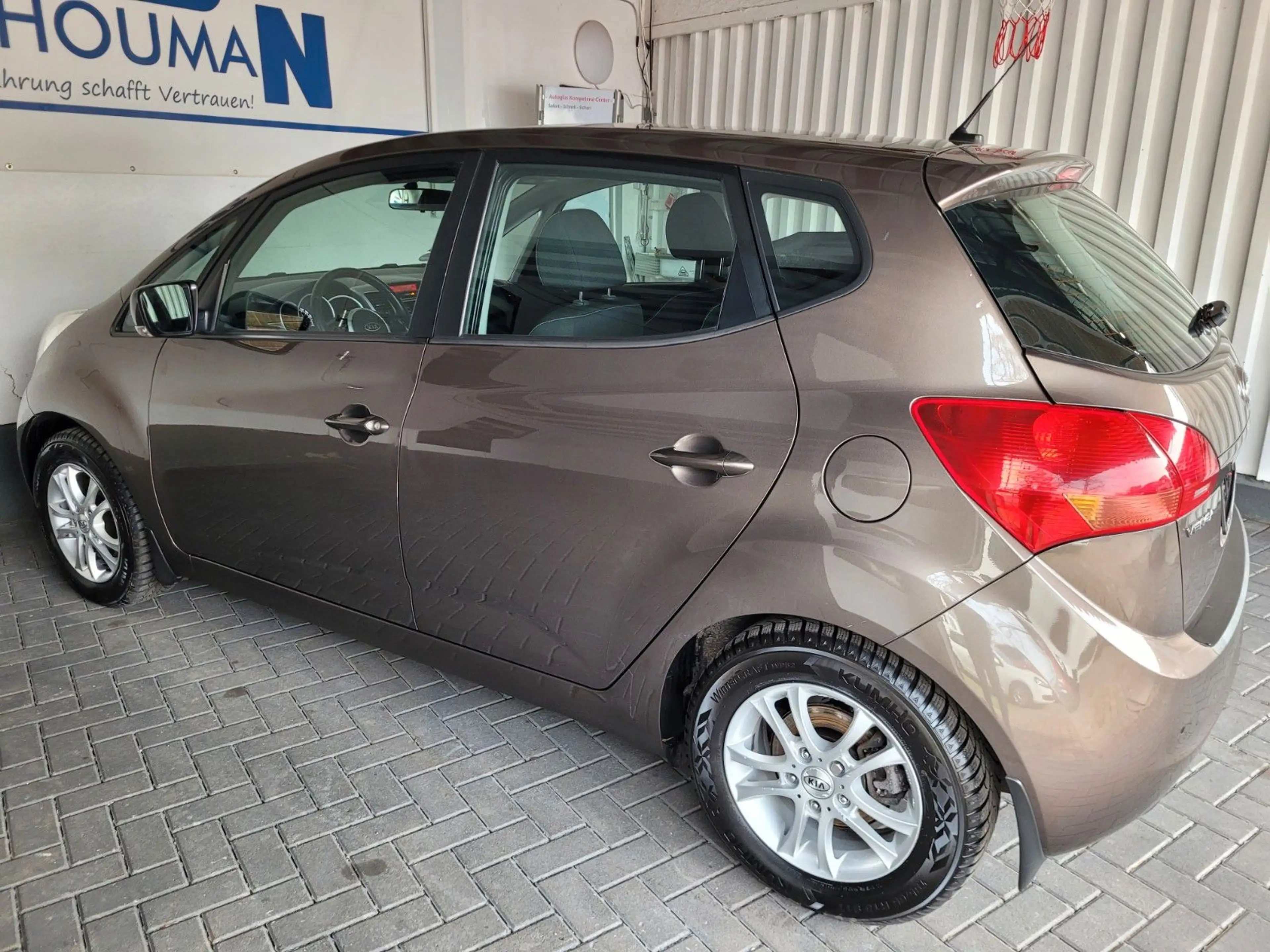 Kia Venga Spirit*PANORAMA*SCHECKHEFT*TOP AUSSTATTUNG — photo 10