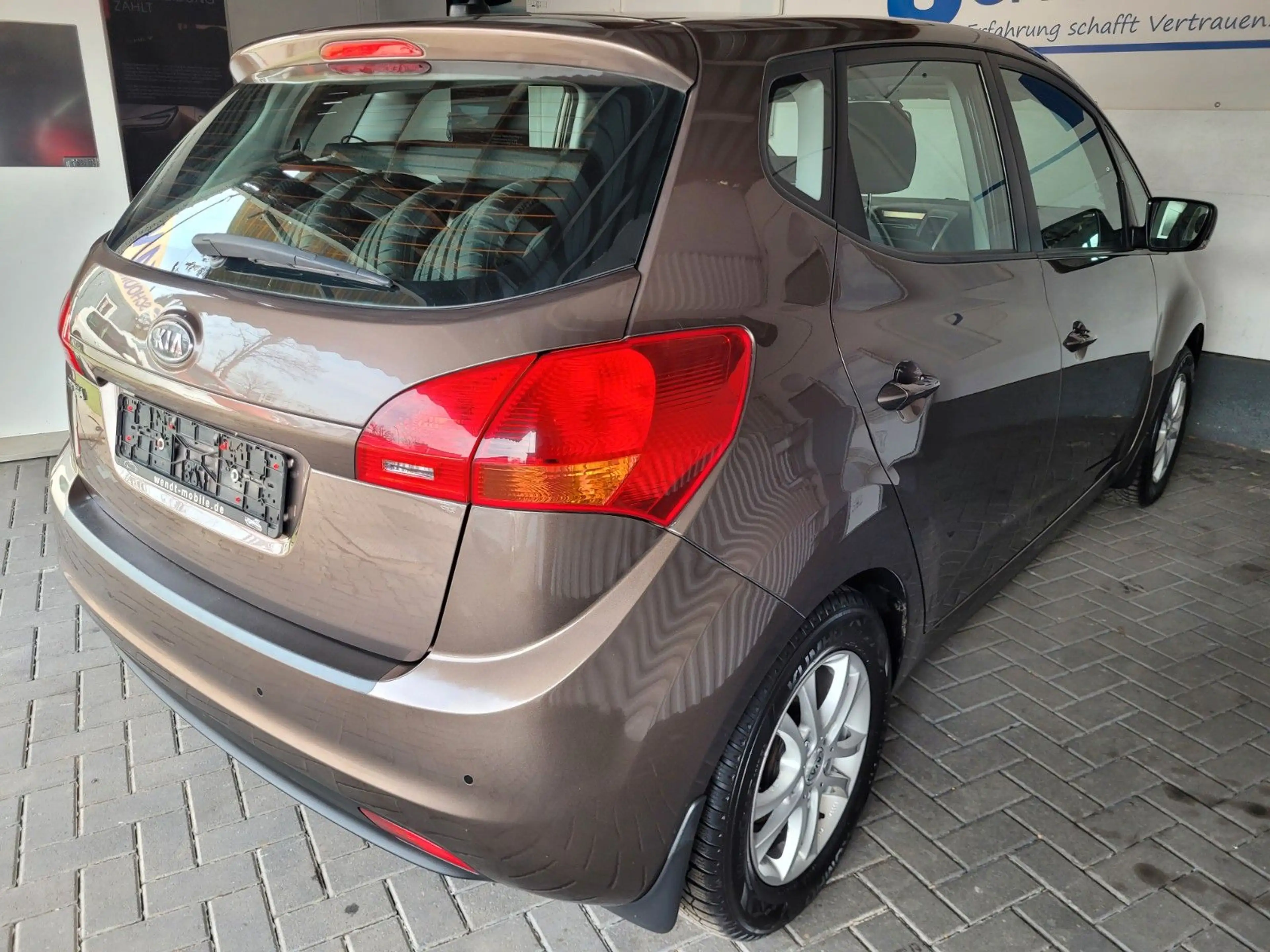 Kia Venga Spirit*PANORAMA*SCHECKHEFT*TOP AUSSTATTUNG — photo 6