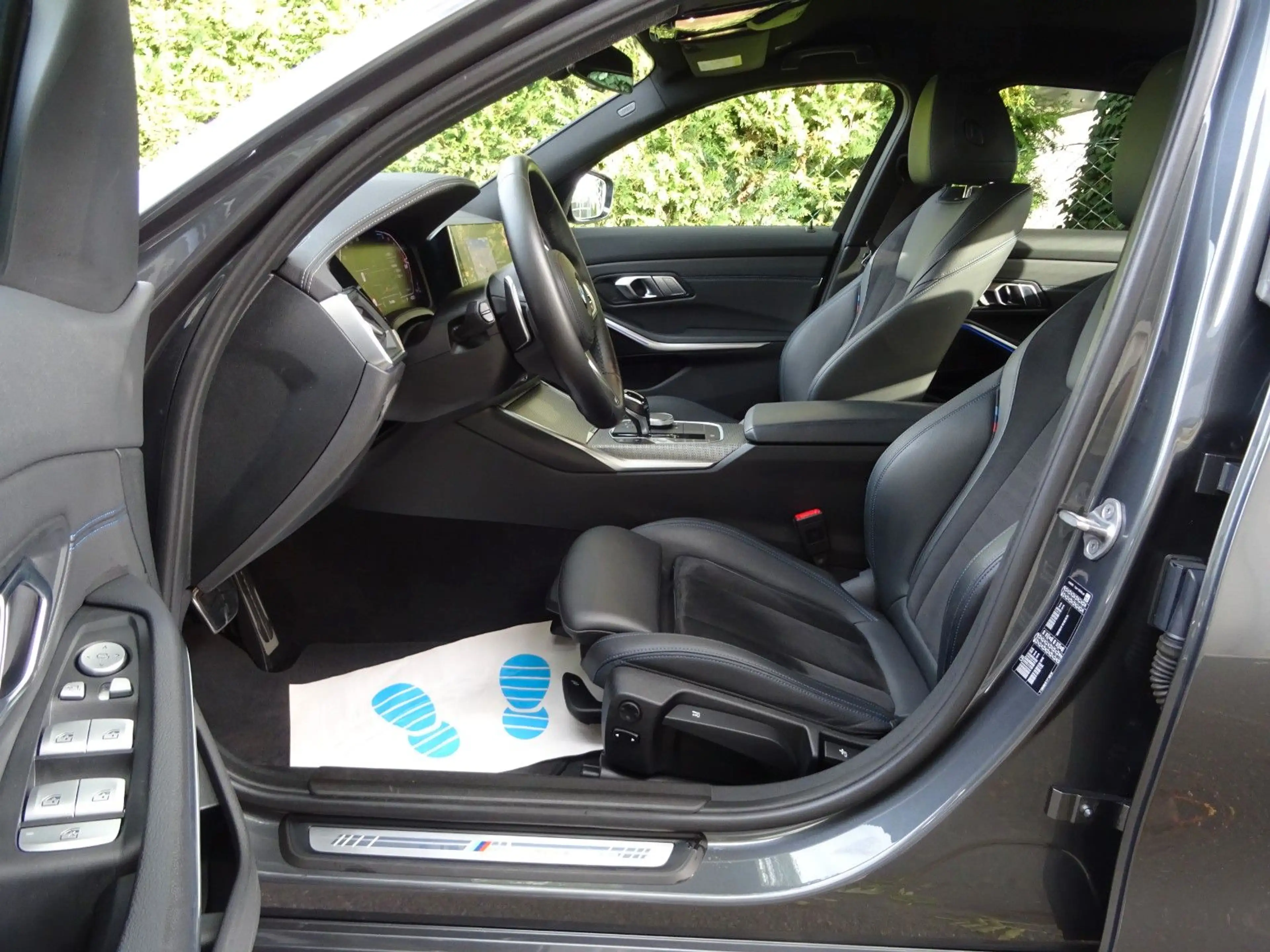 BMW 320 d M-Sport Laser HUD Kamera Keyle Totw. Standh — photo 10