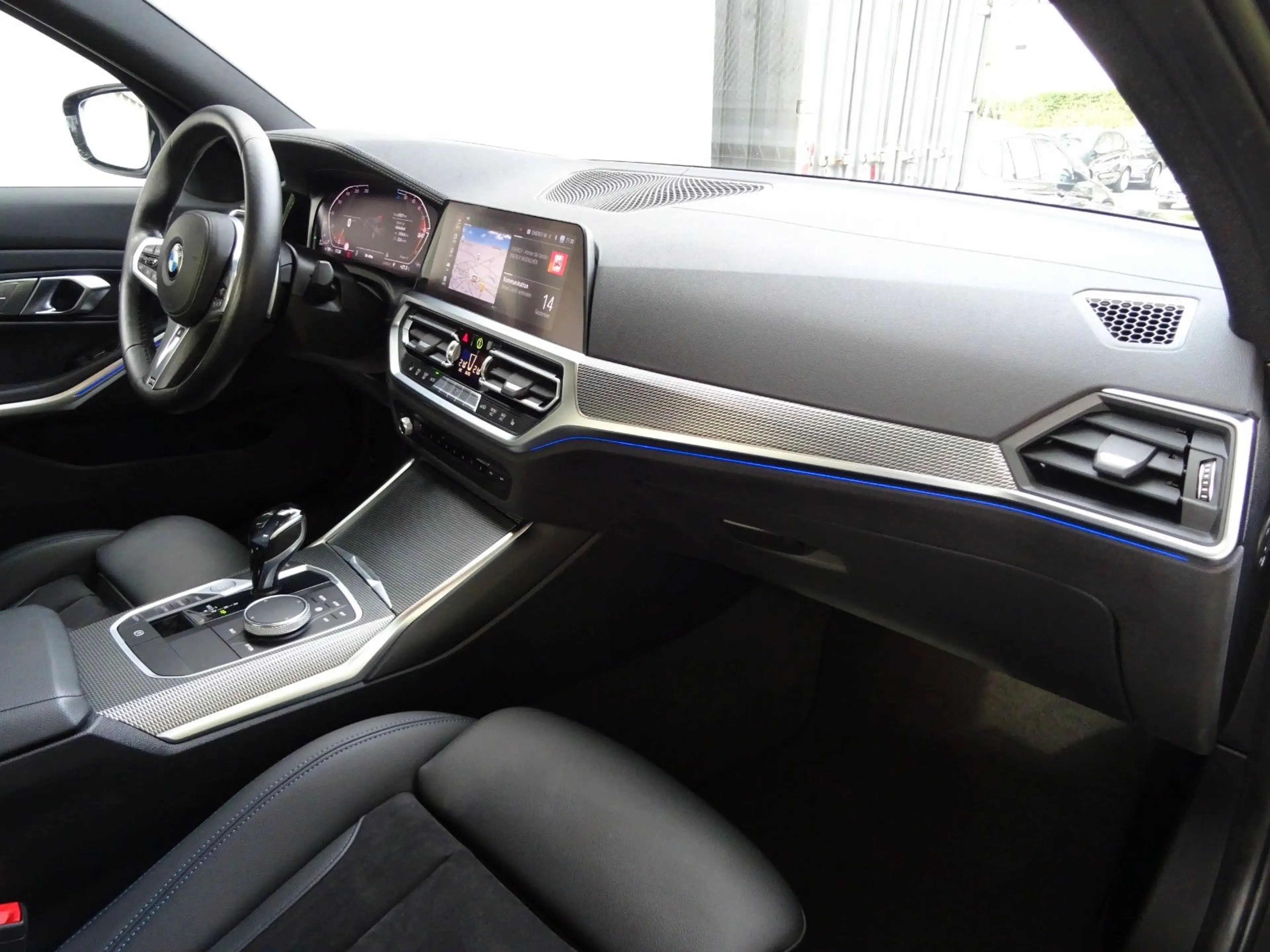 BMW 320 d M-Sport Laser HUD Kamera Keyle Totw. Standh — photo 15