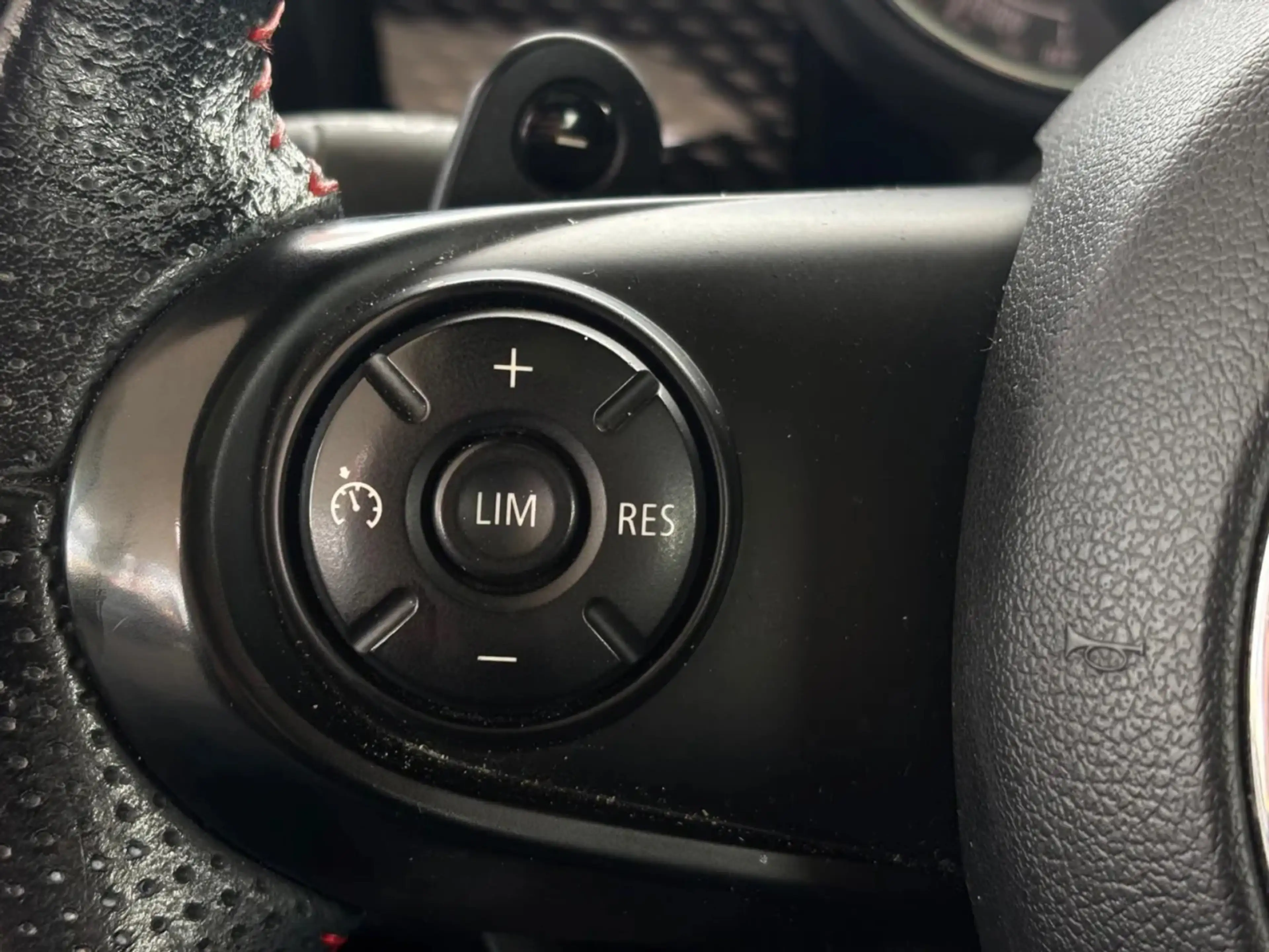 MINI Cooper S Mini 2.0 Chili Serious Business (Dealer OnderH, Pa — photo 16