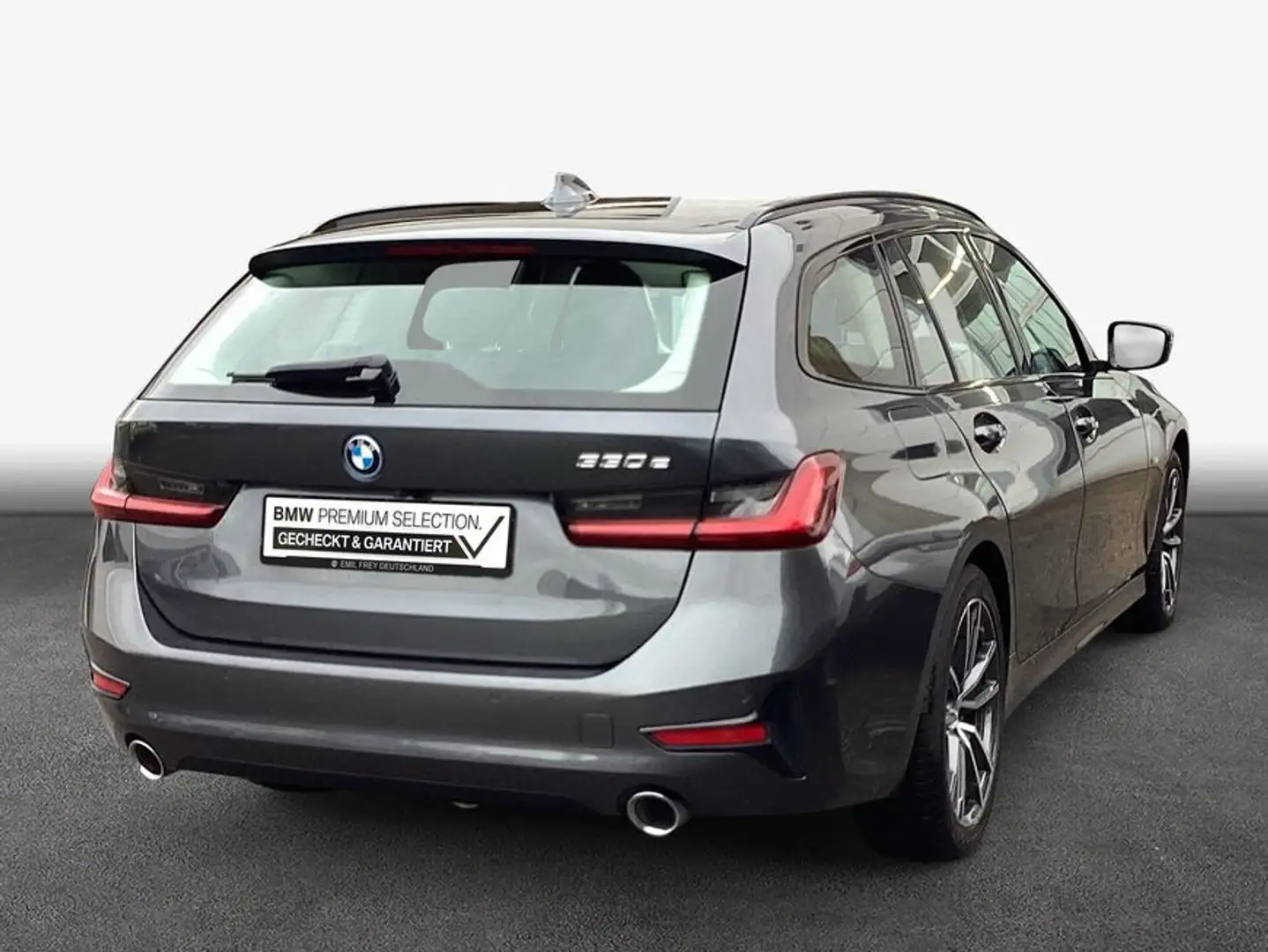 BMW 330 e Touring Aut. Sport Line Head-Up* SHZ* Grau - 2