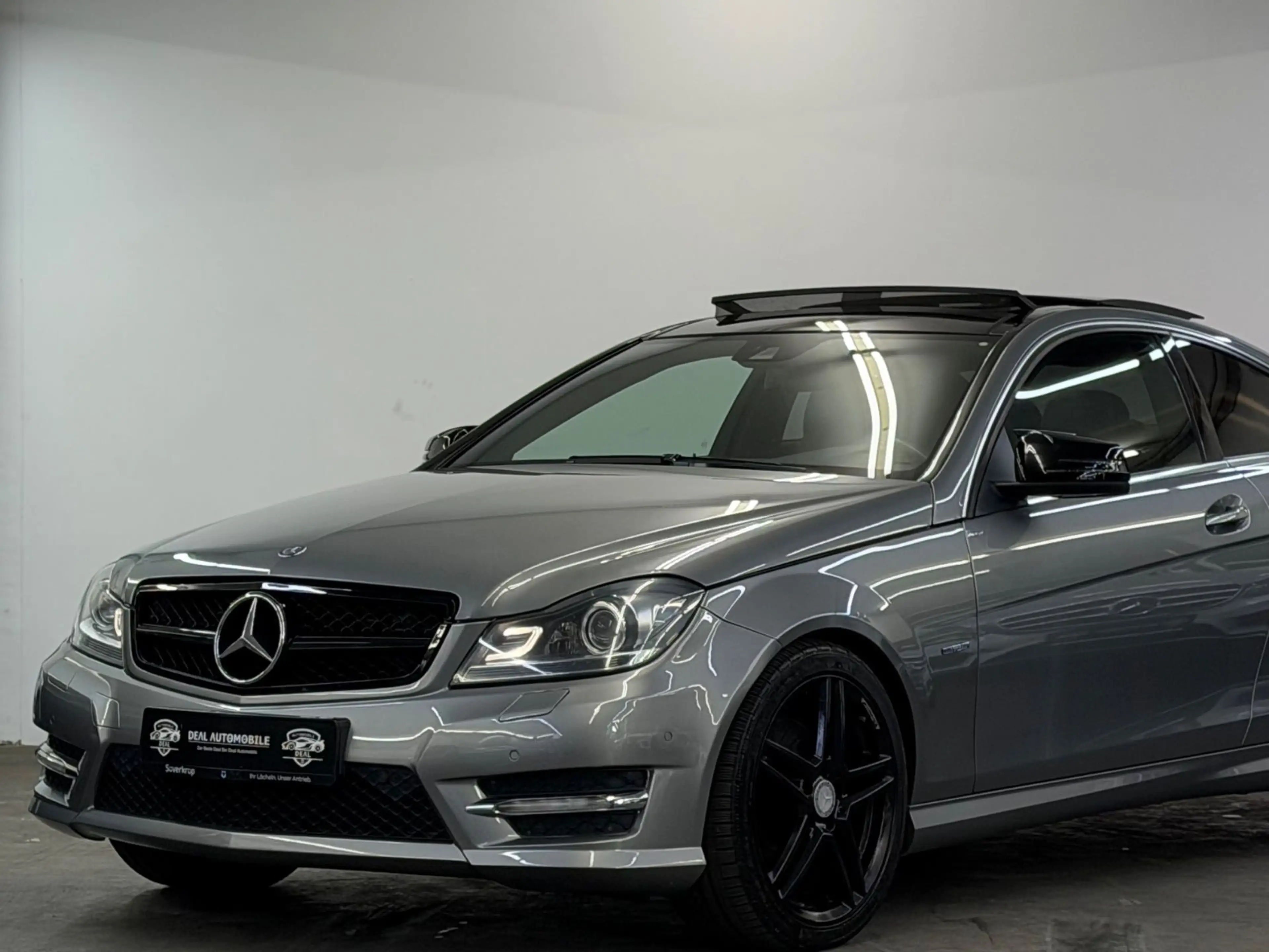 Mercedes-Benz C 350 COUPE |EDITION 1 — photo 2