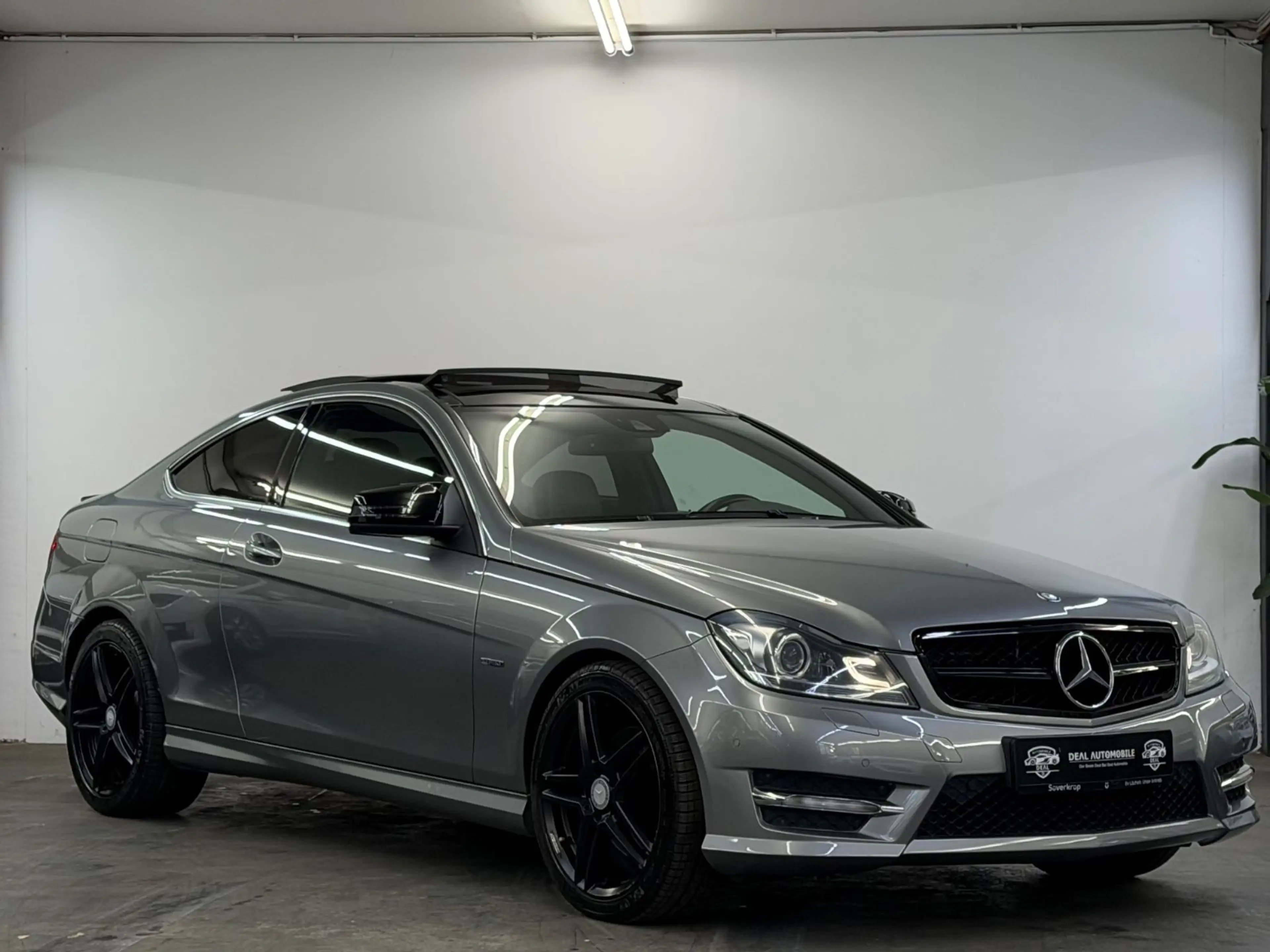 Mercedes-Benz C 350 COUPE |EDITION 1 — photo 3