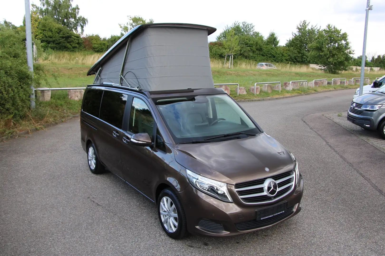 Mercedes-Benz Marco Polo V 250 Marco Polo Edition *Küche* 4-Matic 5-Sitz Marrón - 2