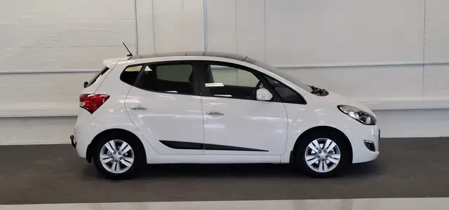 Hyundai ix20 view 5