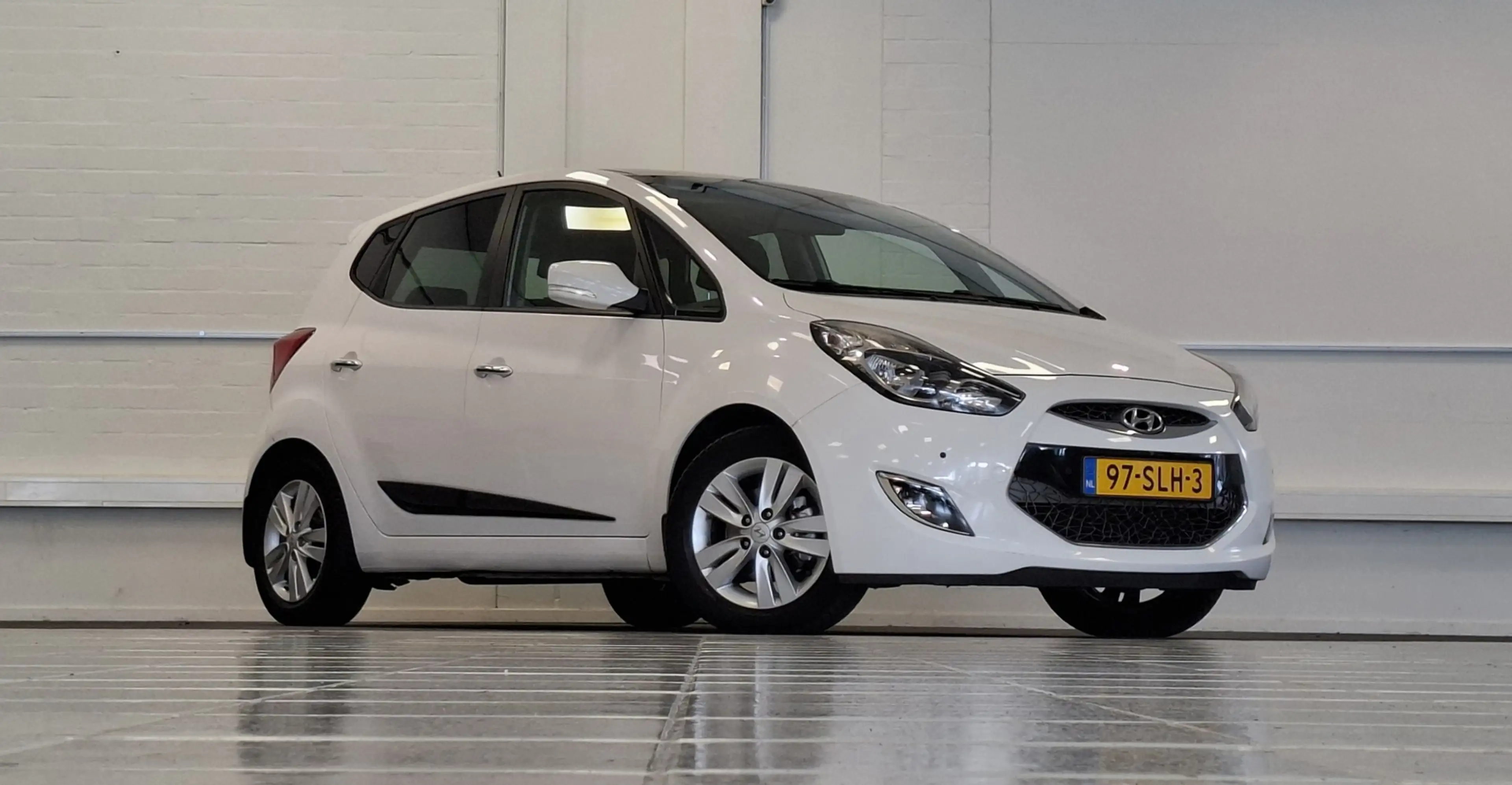 Hyundai iX20 1.6i i-Catcher Automaat Navi Schuif/kanteldak Trek — photo 2