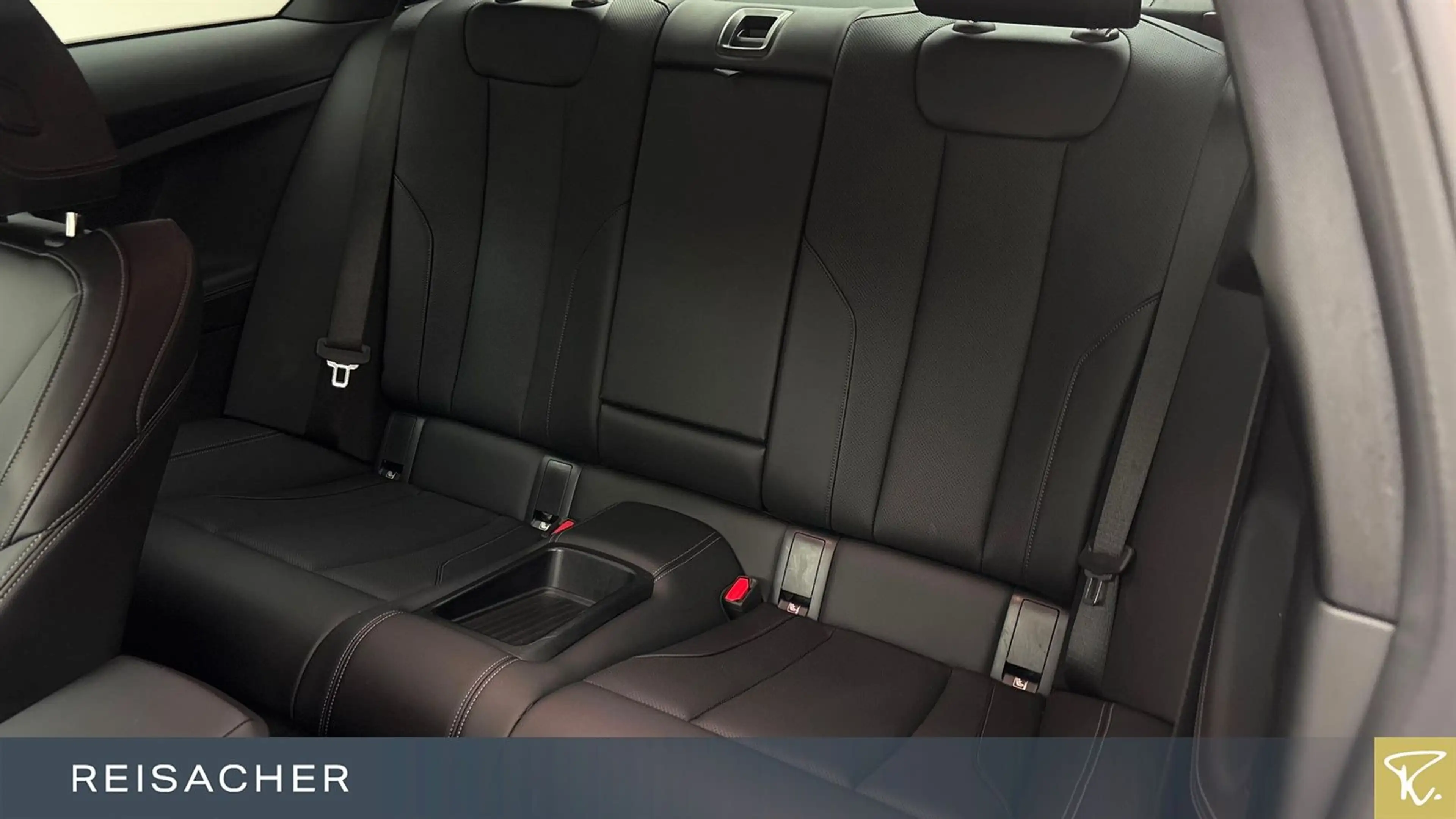BMW 220 i A Coupé M-Sport,Autom — photo 8