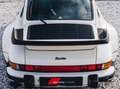 Porsche 930 Turbo 3.3 / Grand Prix White / Heated Seats / Pano Wit - thumbnail 10