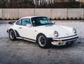 Porsche 930 Turbo 3.3 / Grand Prix White / Heated Seats / Pano Wit - thumbnail 1