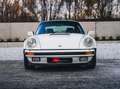 Porsche 930 Turbo 3.3 / Grand Prix White / Heated Seats / Pano Wit - thumbnail 2