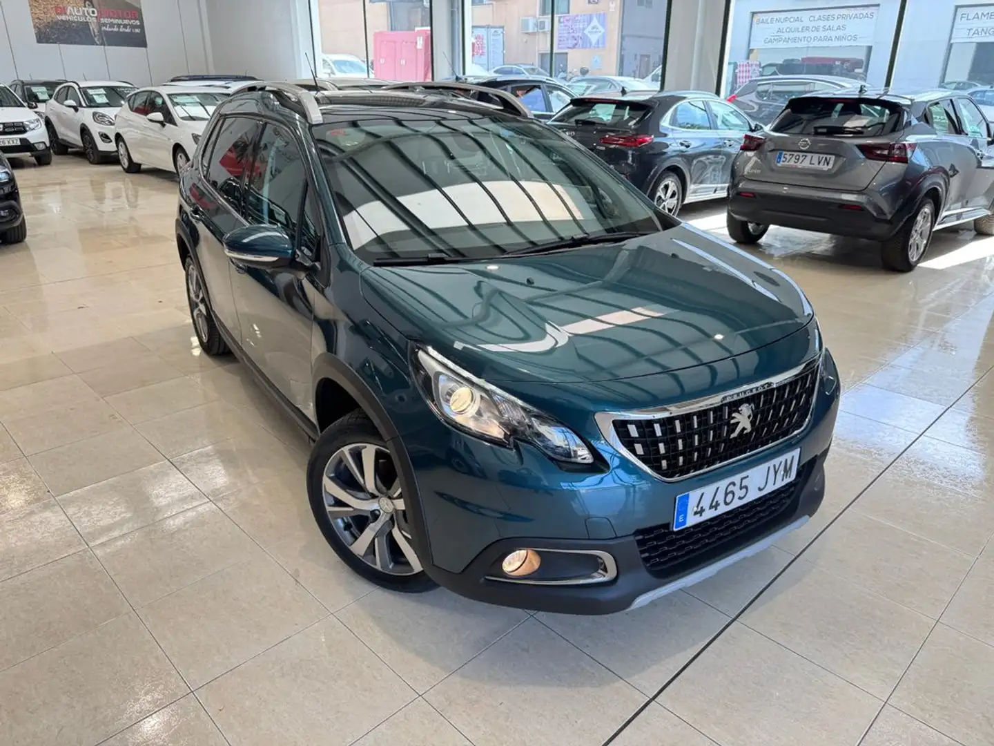 Peugeot 2008 1.2 PureTech S&S Allure 110 Verde - 2
