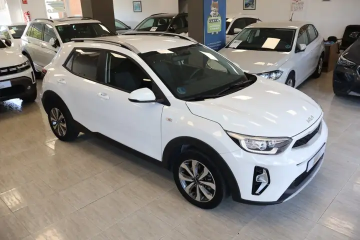 Kia Stonic 2022, foto 6