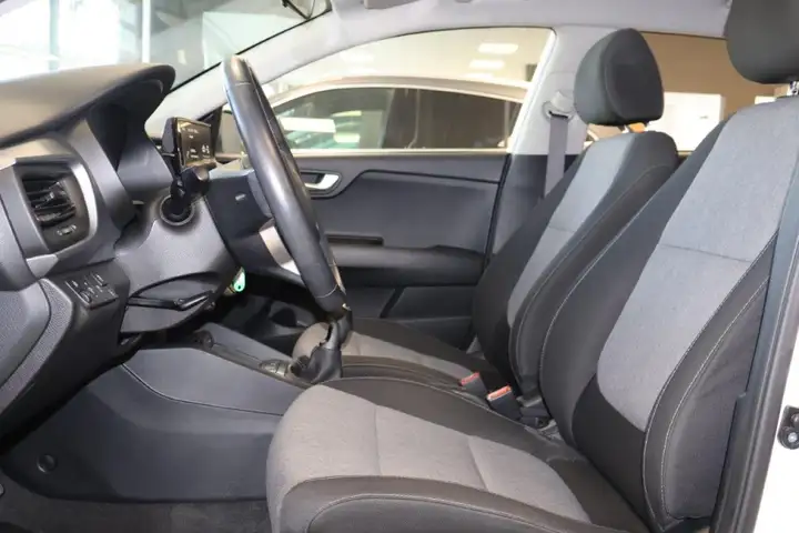 Kia Stonic 2022, foto 19