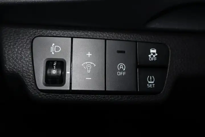 Kia Stonic 2022, foto 34