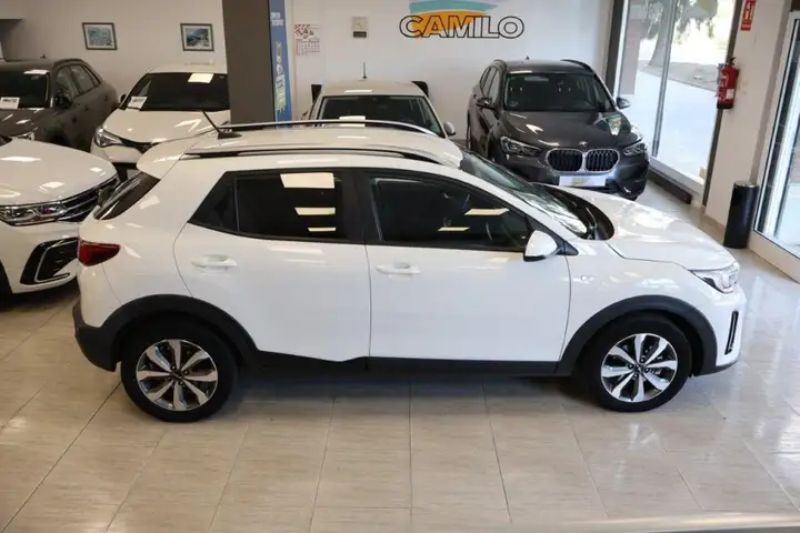 Kia Stonic 2022, foto 7