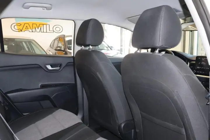 Kia Stonic 2022, foto 22
