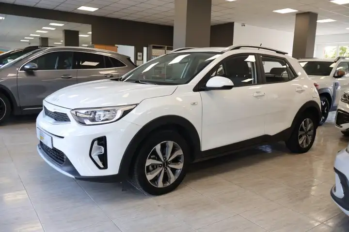 Kia Stonic 2022, foto 4