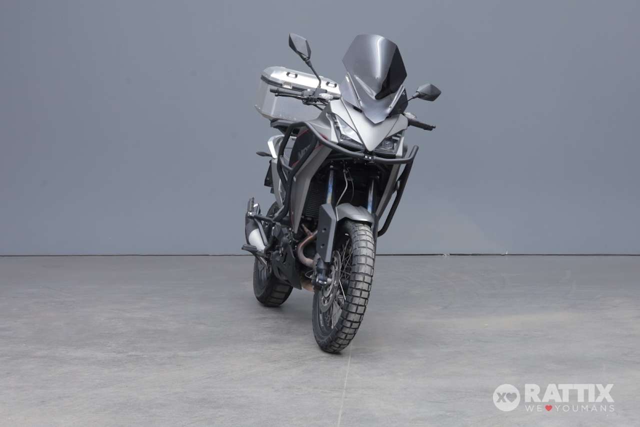 Moto Morini X-Cape cerchi a raggi Abs