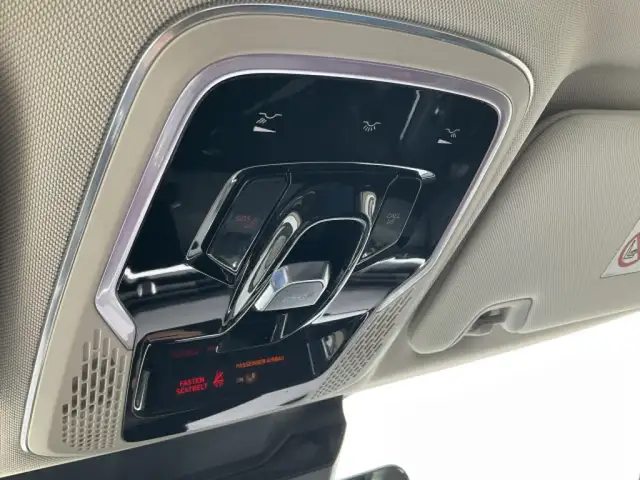 Lynk & Co 01 view 6