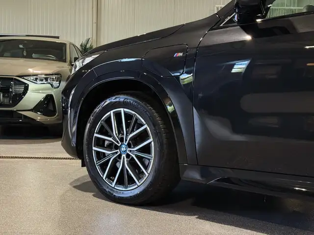 BMW X1 view 7