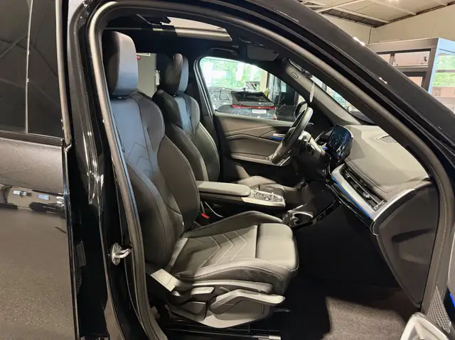 BMW X1 view 8