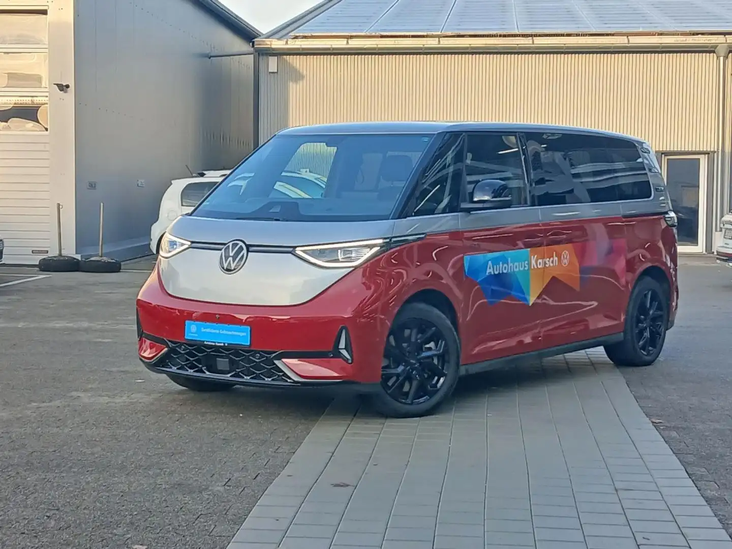 Volkswagen ID. Buzz GTX 4MOTION langer Radstand 86 kWh AHK Rot - 2