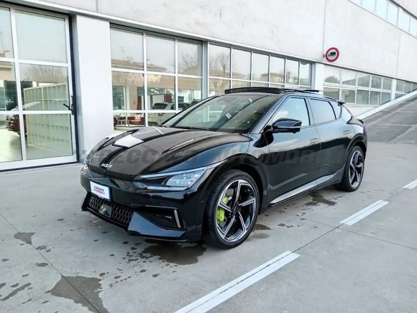 Kia EV6 77,4 kWh GT awd Černá - 1