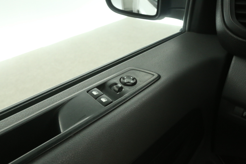 Opel Vivaro-e 75 kWh L2H1 | Snelladen | SOH 88% | Airco | 3 Zits — photo 20