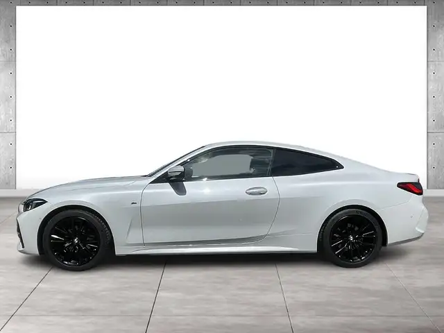 BMW 4 Series view 5