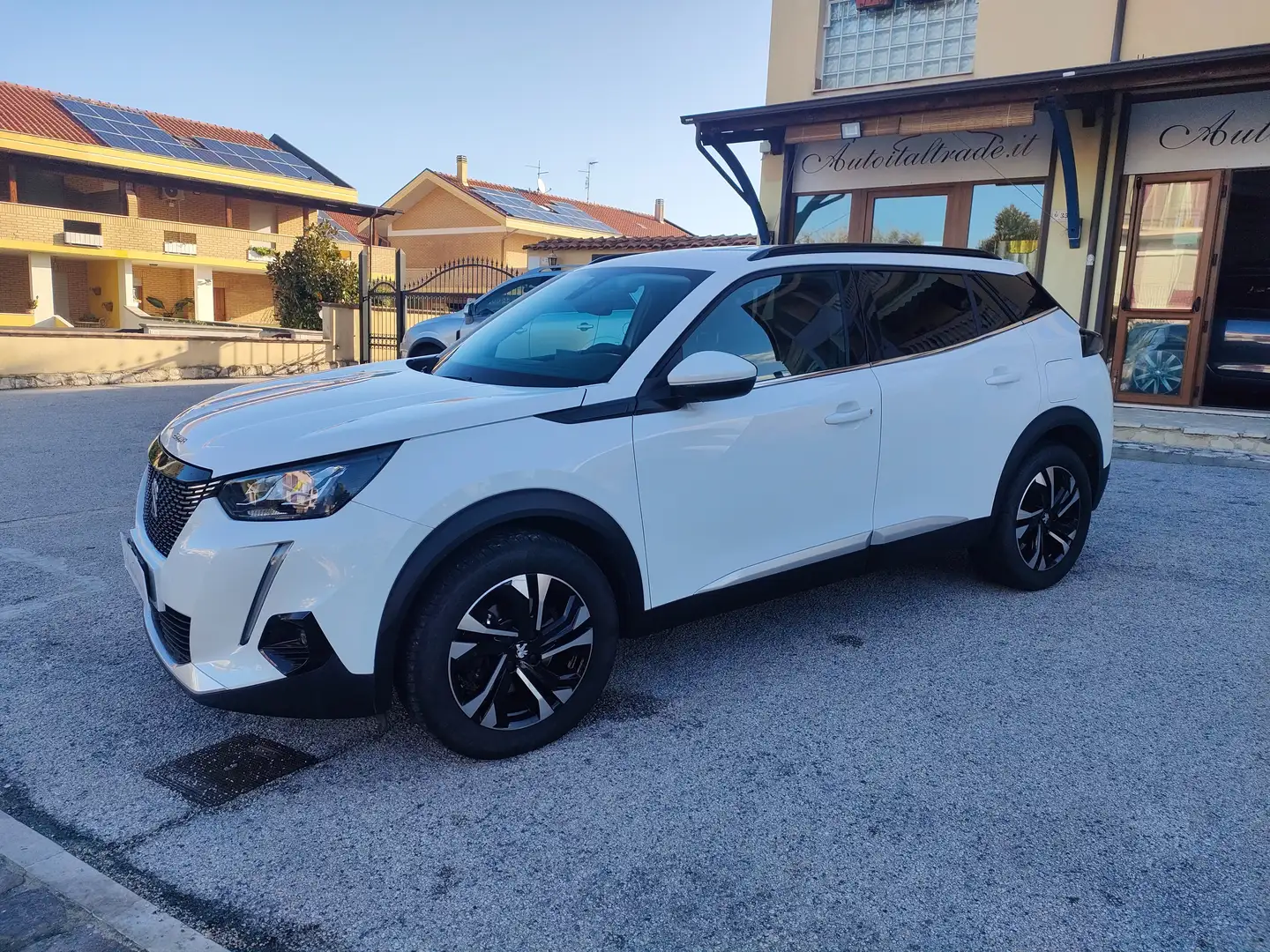 Peugeot 2008 2008 II 2020 1.5 bluehdi Allure Navi Pack s Blanc - 2