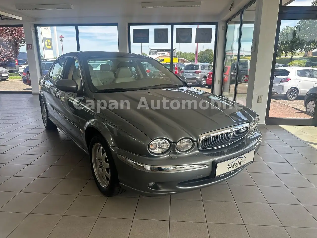 Jaguar X-Type