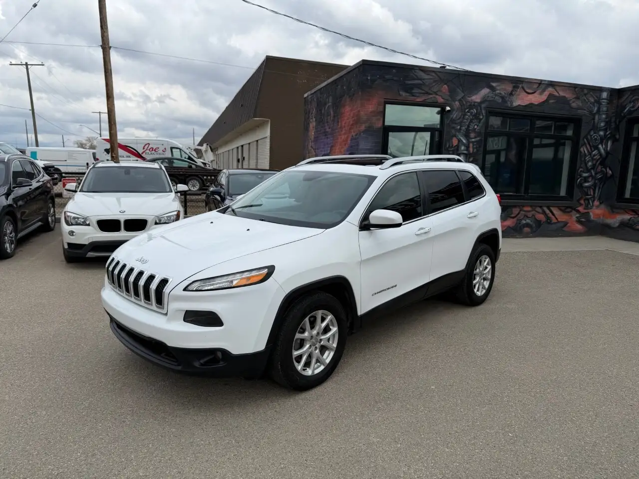 Jeep Cherokee снимка Jeep Cherokee