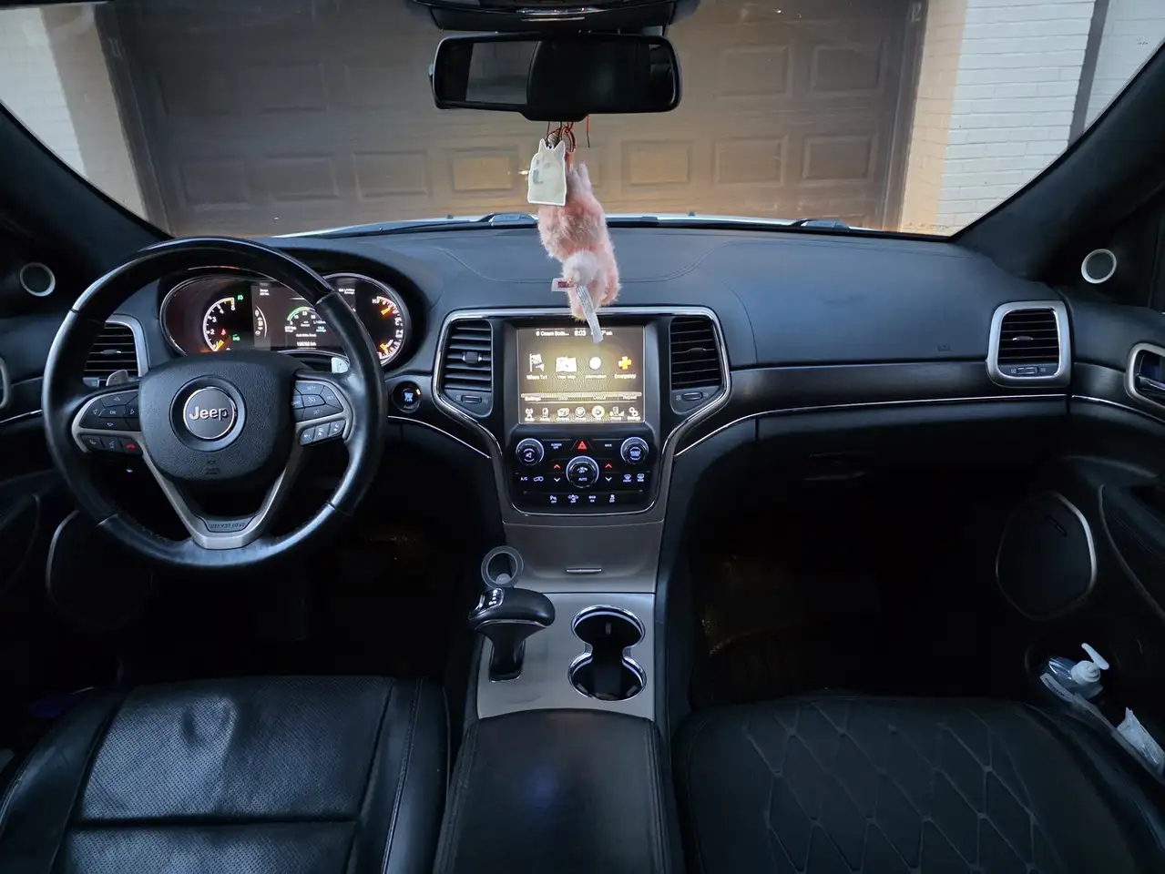 Jeep Grand Cherokee снимка Jeep Grand Cherokee
