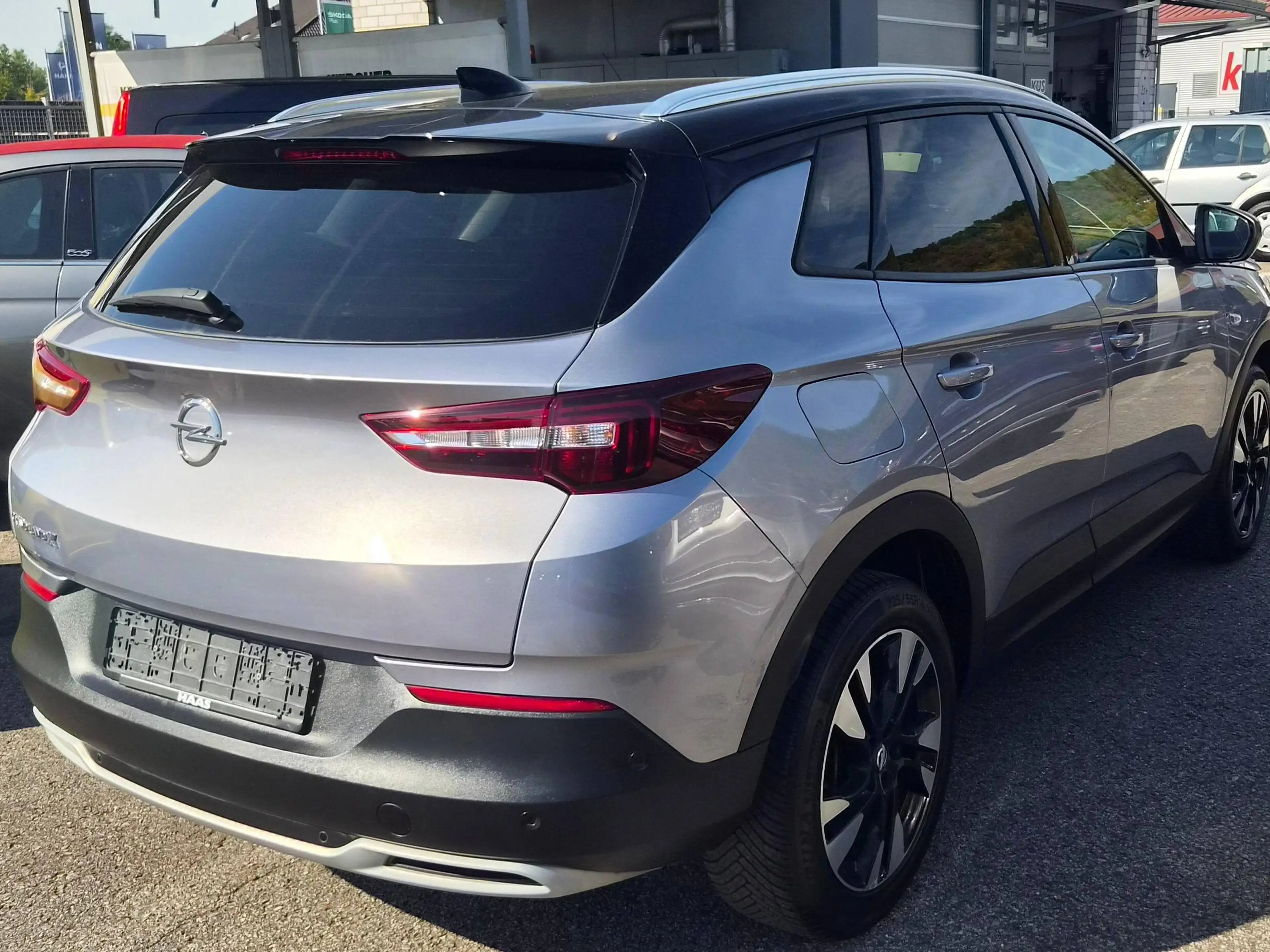 Opel Grandland X Elegance — photo 4