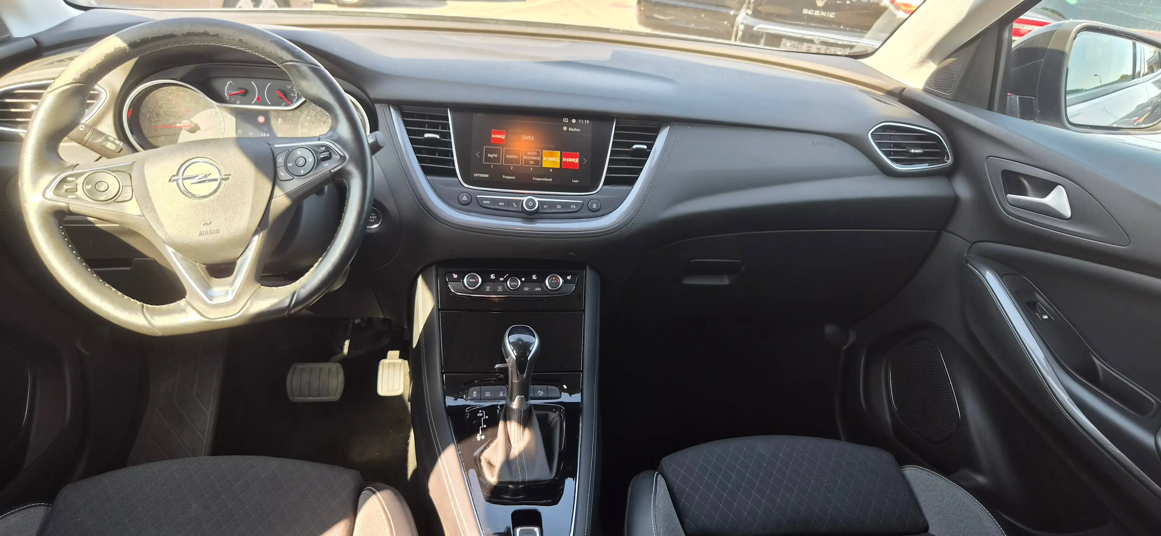 Opel Grandland X Elegance — photo 7