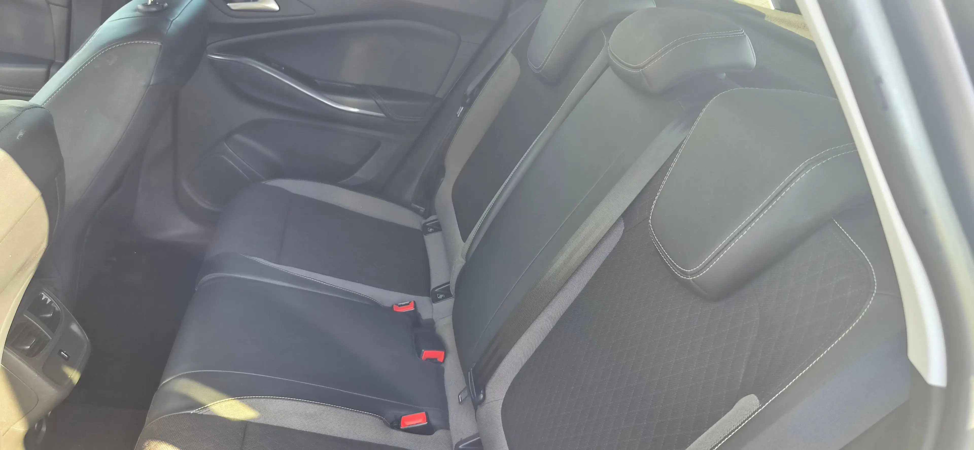 Opel Grandland X Elegance — photo 10