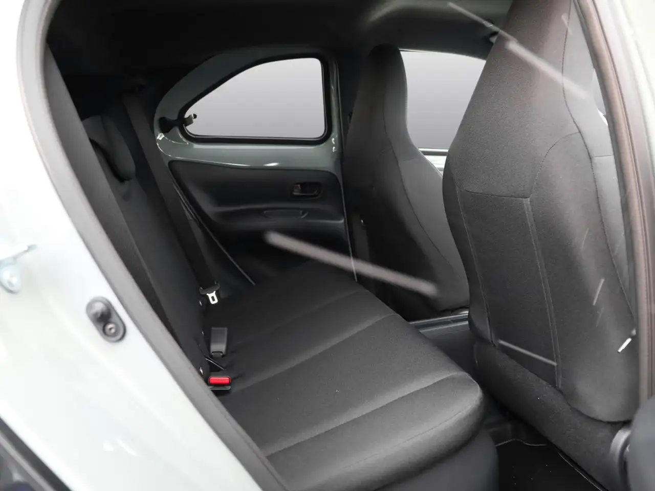 Toyota Aygo X 1,5 HEV Teamplayer SHZ PDC KLIMA BT 6