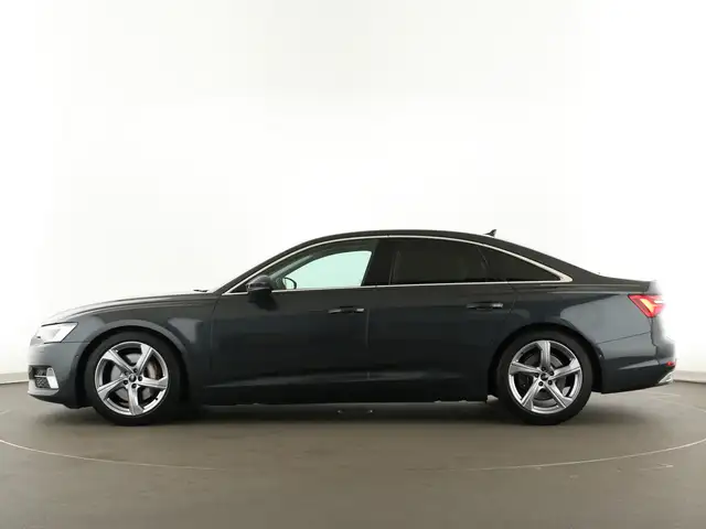 Audi A6 view 5