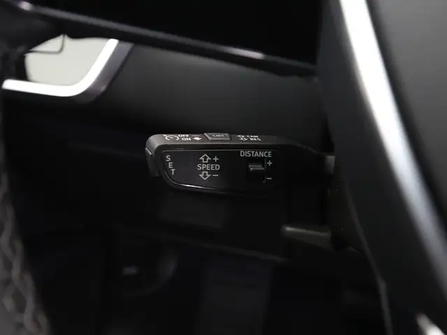 Audi A6 view 15