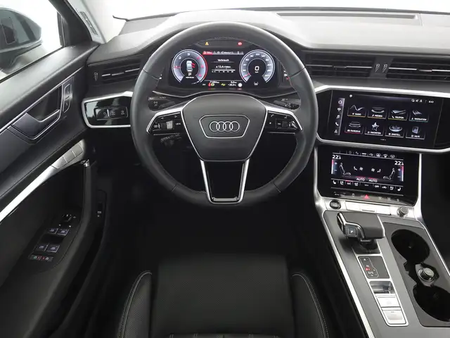 Audi A6 view 11