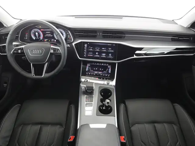 Audi A6 view 12
