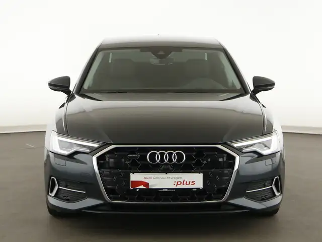 Audi A6 view 4